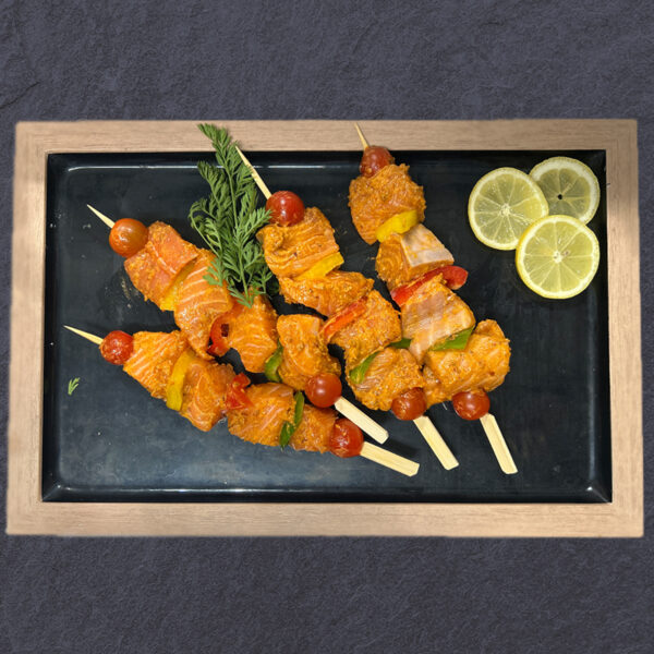 4 brochettes de saumon marinées à l'échalote