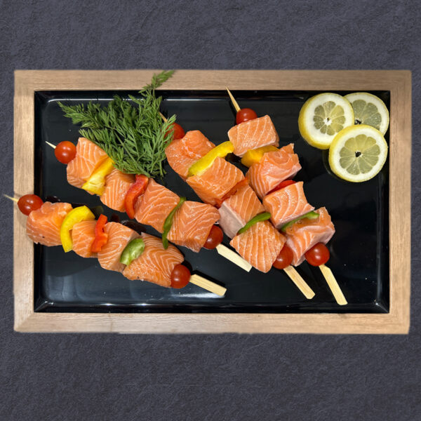 4 brochettes de saumon nature